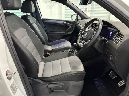 2018 Volkswagen Tiguan - thumbnail 21