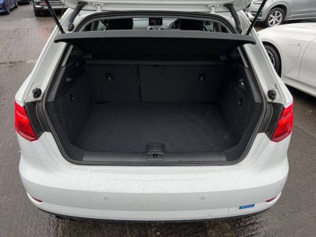 2018 Audi A3 S-LINE PACK 1.4 TFSI // FULL SERVICE HISTORY // NEW 19" S-LINE ALLOYS // DIGITAL CLUSTER €18,950 thumbnail