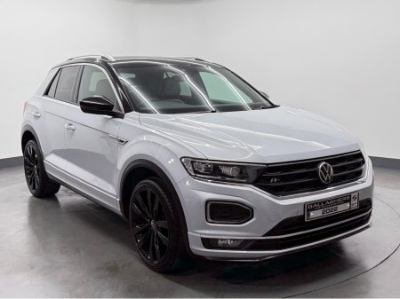 2022 Volkswagen T-Roc R-LINE 1.5 TSI D7F 150HP 5DR A €28,995 thumbnail