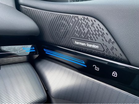 2024 BMW 5 Series 520i MSPORT 4DR AUTO €55,995 thumbnail