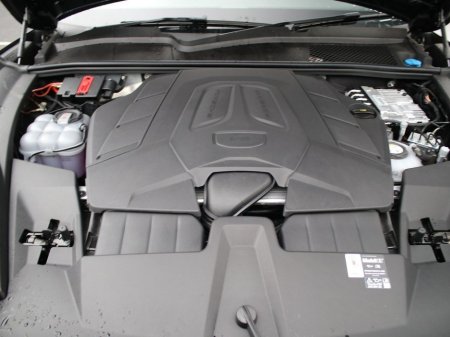 2025 Porsche Cayenne E-Hybrid Coupe €126,000 thumbnail