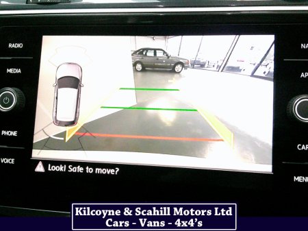 2020 Volkswagen Tiguan R-LINE 2.0 TDI MANUAL 6SPEED FWD 150HP 5DR thumbnail