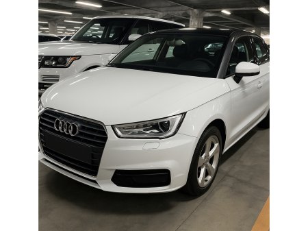 2017 Audi A1 SPORT 1.0 AUTOMATIC * 2 STAGE HEATED SEATS, POP UP MEDIA DISPLAY, POWERED FOLDING HEATED MIRRORS, REAR VIEW CAMERA, 16