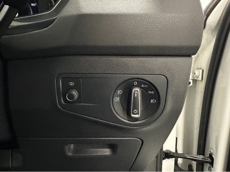 2019 Volkswagen Tiguan (191) TIGUAN 2.0TID R LINE DSG 4 MOTION LOW KMS VW/AUDI SPECIALISTS WWW.DENISDARCYCARS.IE €31,950 thumbnail