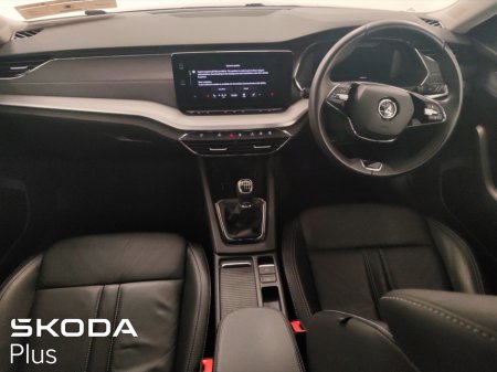 2023 Skoda Octavia - thumbnail 2
