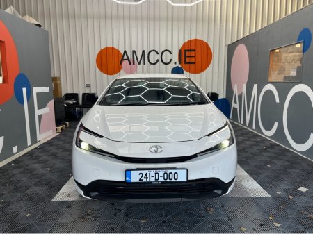 2024 Toyota Prius - thumbnail 6