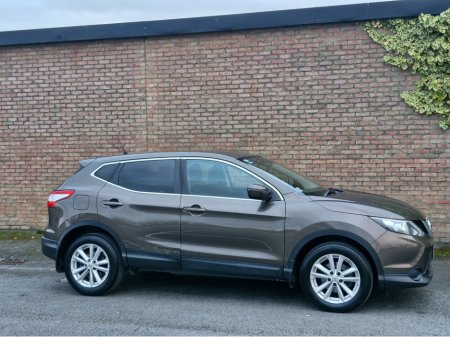 2015 Nissan Qashqai 1.5 DSL LOW MILAGE €8,500 thumbnail