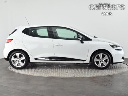 2017 Renault Clio 1.2 16V 75 DYNAMIQUE NAV €11,880 thumbnail
