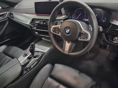2019 BMW 5 Series 530d xDrive M Sport Saloon €36,950 thumbnail