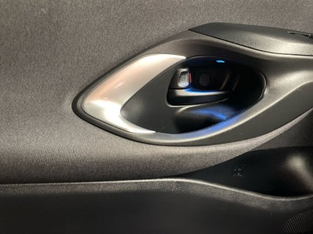 2023 Toyota Yaris - thumbnail 11