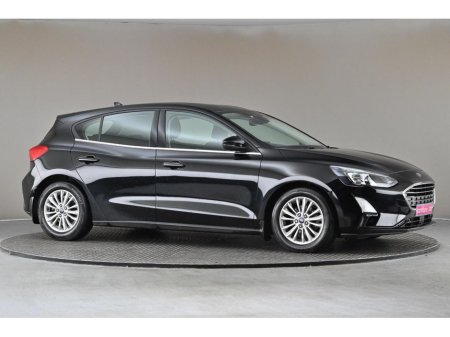 2020 Ford Focus - thumbnail 10