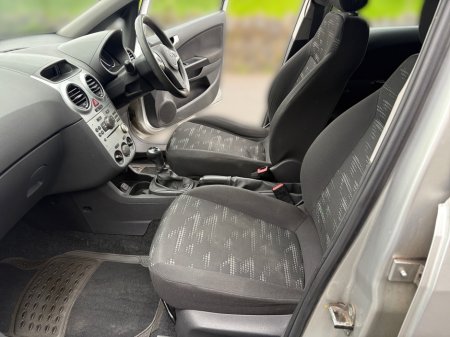 2011 Opel Corsa - thumbnail 18