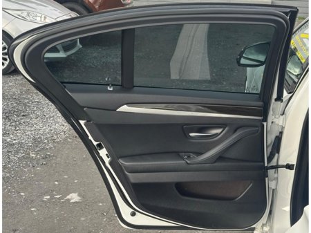 2017 BMW 5 Series - thumbnail 12