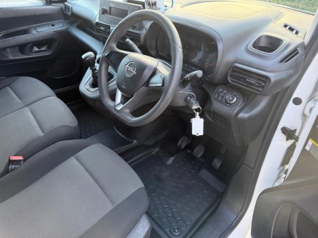 2022 Opel Combo - thumbnail 13