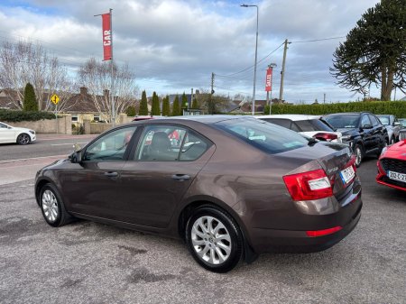 2017 Skoda Octavia - thumbnail 13