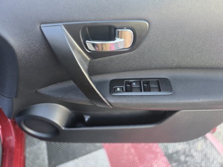 2013 Nissan Qashqai +2 QASHQAI+2 1.5 + 2 XE 4DR €5,950 thumbnail