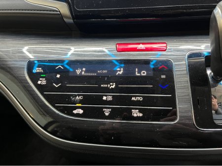 2017 Honda Odyssey €21950 2017 HONDA ODYSSEY 7 SEATER AUTOMATIC HYBRID ABSOLUTE SENSING  2.0 AUTOMATIC / ELECTRIC SEATS / REVERSE CAMERA / CRUISE CONTROL / AUTOMATIC DOORS €21,950 thumbnail