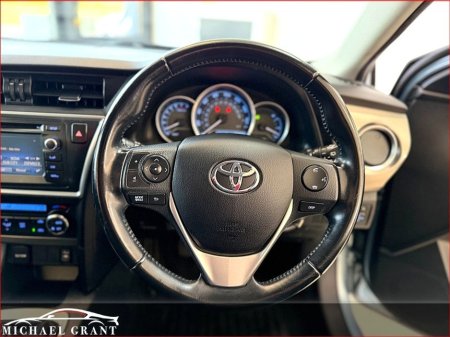 2014 Toyota Auris - thumbnail 22