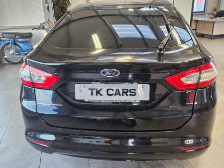2015 Ford Mondeo 2.0TDCi 150PS Titanium €8,950 thumbnail