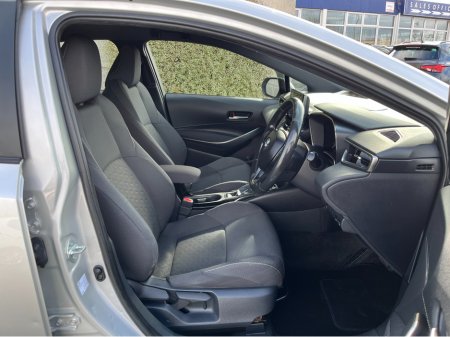 2019 Toyota Corolla - thumbnail 10