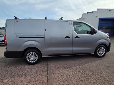 2022 Toyota Proace - thumbnail 9