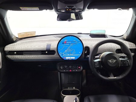 2025 MINI Hatch Cooper C Exclusive level 2 €47,151