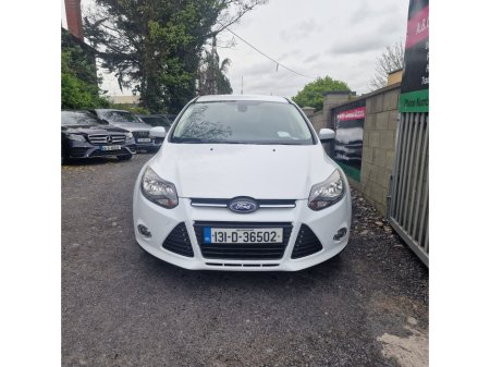 2013 Ford Focus - view 2