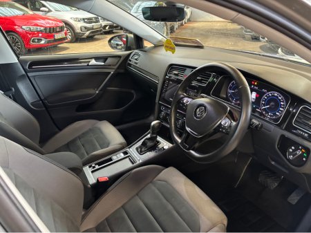 2018 Volkswagen Golf Automatic DSG  Bluemotion Hiline only 34000 kms €19,499 thumbnail