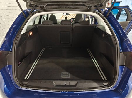 2017 Peugeot 308 1.6 HDI AUTOMATIC €12,995 thumbnail