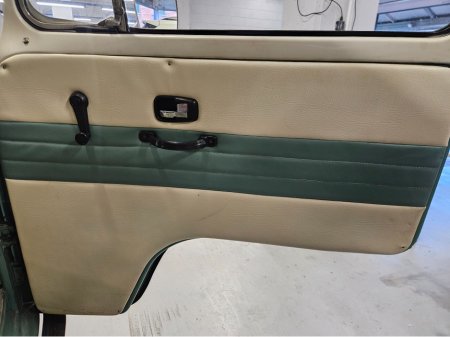 1971 Volkswagen T2 Campervan Westfalia thumbnail