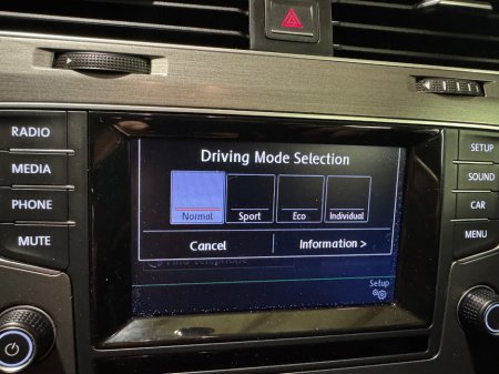 2013 Volkswagen Golf - thumbnail 15