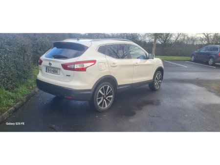2015 Nissan Qashqai - thumbnail 5