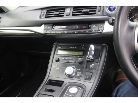 2013 Lexus CT 200 h - thumbnail 15