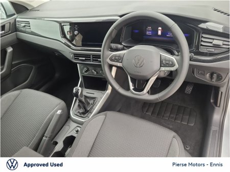 2025 Volkswagen Polo - view 2