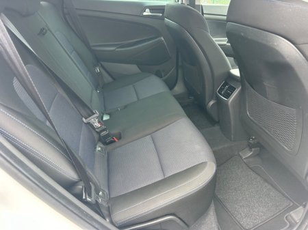 2016 Hyundai Tucson - thumbnail 9