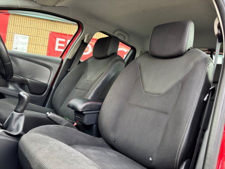 2014 Renault Clio - thumbnail 10