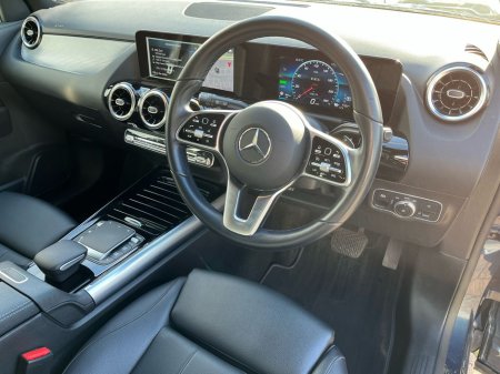 2021 Mercedes-Benz GLA Class - thumbnail 9