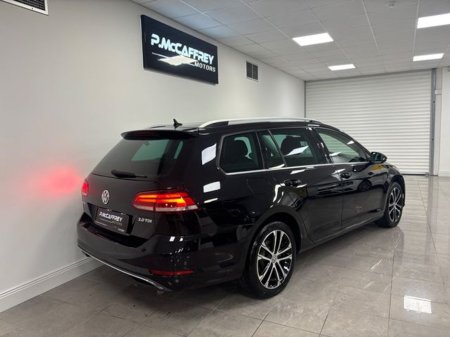 2019 Volkswagen Golf  €17,995 thumbnail