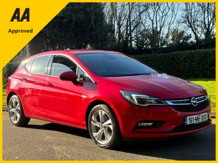 2016 Opel Astra - thumbnail 1