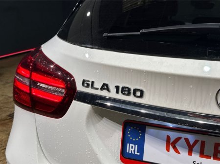 2019 Mercedes-Benz GLA Class - thumbnail 10