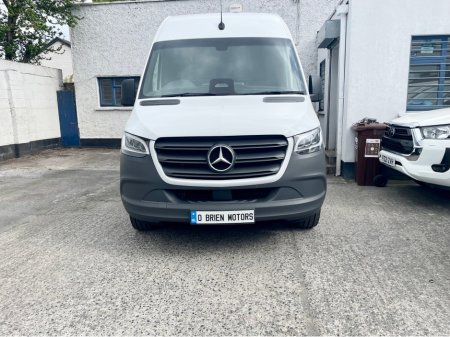 2025 Mercedes-Benz Sprinter - photo 36