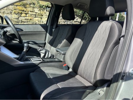 2019 Mitsubishi Eclipse Cross - thumbnail 17