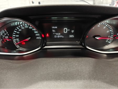 2016 Peugeot 308 ALLURE 1.2 110 4DR €8,750 thumbnail