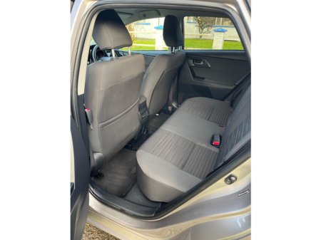 2017 Toyota Auris 1.4 D-4D SOL 4DR €14,500 thumbnail