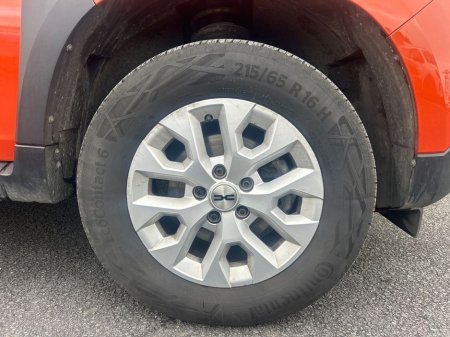 2025 Dacia Duster - thumbnail 9