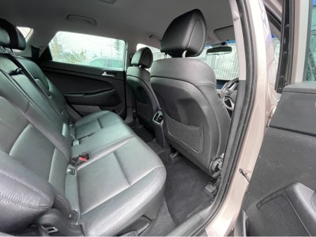 2016 Hyundai Tucson EXECUTIVE 5DR €13,450 thumbnail