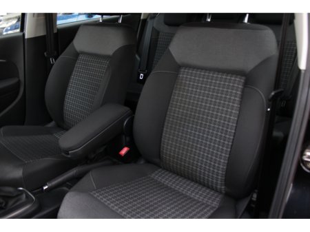 2017 Volkswagen Polo 1.2TSI COMFORTLINE PLUS 5DR HATCHBACK AUTOMATIC // AS NEW CONDIITION // // BUY WITH CONFIDENCE AA AND SIMI APPROVED DEALER 2026 // €12,950 thumbnail