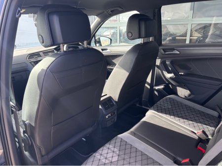 2022 Volkswagen Tiguan - thumbnail 19