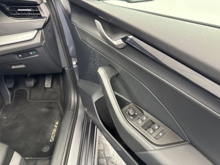 2025 Skoda Octavia 2.0TDI SEL *5.9% APR* €75 PER WEEK ON PCP €34,995 thumbnail