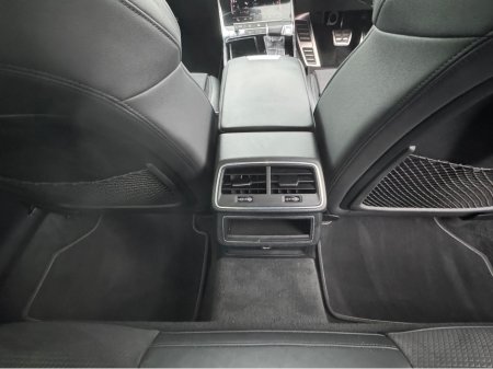 2022 Audi A6 40 TDi 204 BHP QUATTRO BLACK EDITION==HIGH SPEC==LOW MILEAGE== €46,950 thumbnail